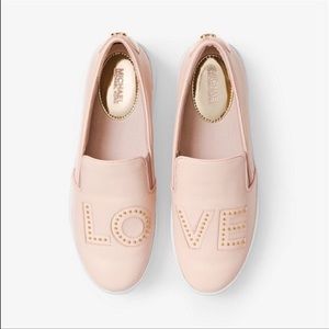 NWT Michael Kors LOVE slip on sneakers 💗